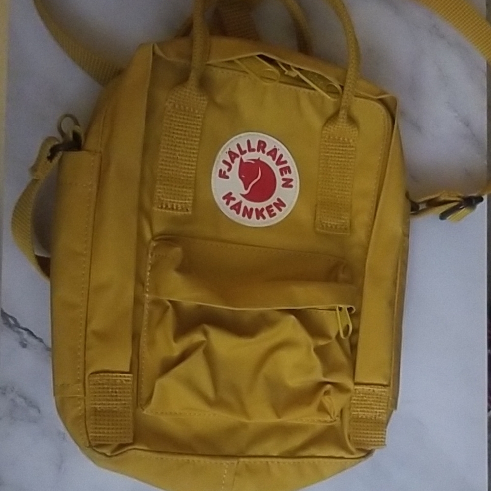 Fjallraven Kånken Ochre Crossbody Bag